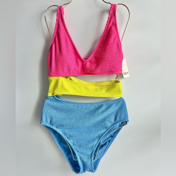 Bar III Women's Cut-Out One-Piece Swimsuit Size Medium